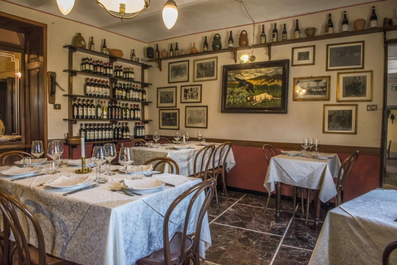 Albergo Ristorante Garibaldi Cisterna d'Asti Ngoại thất bức ảnh