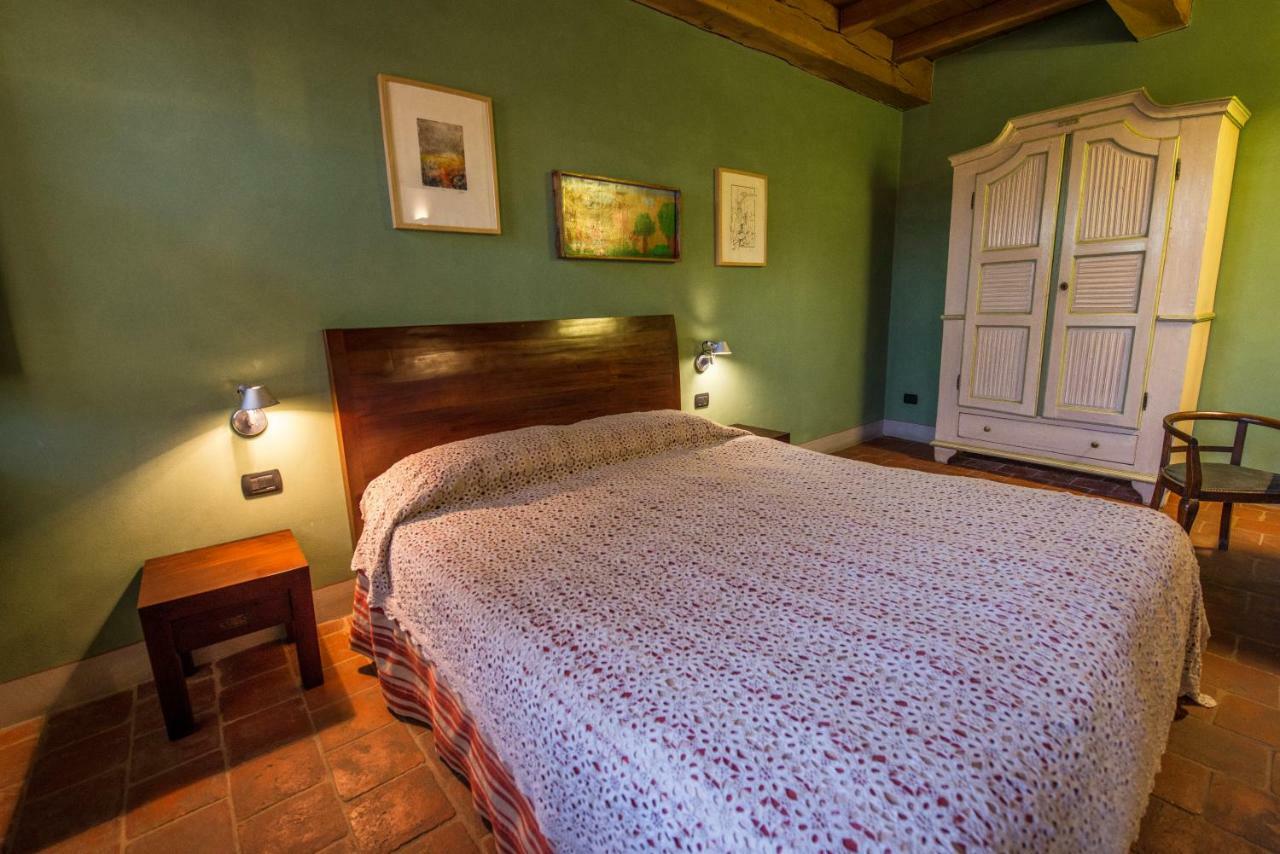 Albergo Ristorante Garibaldi Cisterna d'Asti Ngoại thất bức ảnh
