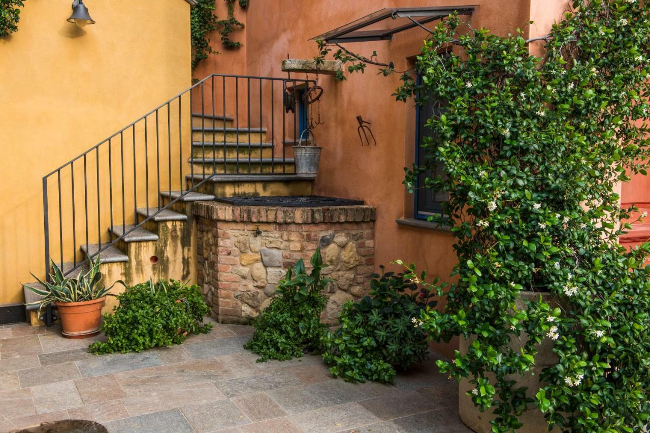 Albergo Ristorante Garibaldi Cisterna d'Asti Ngoại thất bức ảnh
