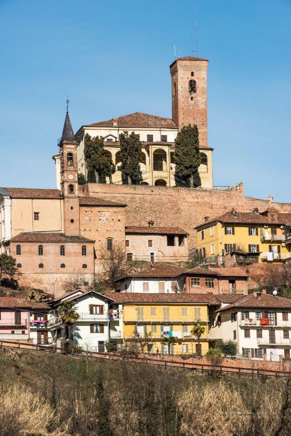 Albergo Ristorante Garibaldi Cisterna d'Asti Ngoại thất bức ảnh